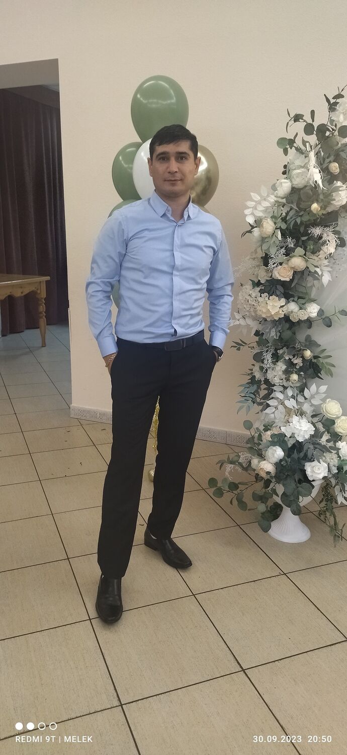  38294397  Ruslan, 37 ,    