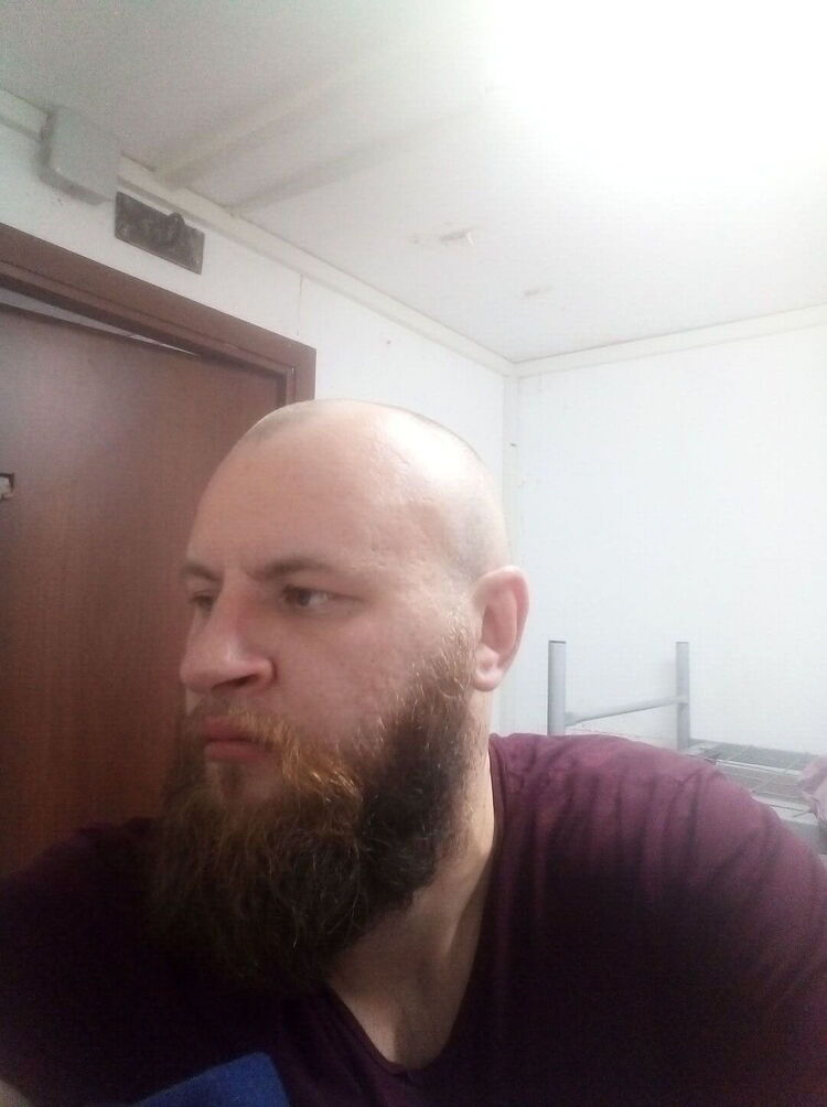  48061527  , 31 ,    