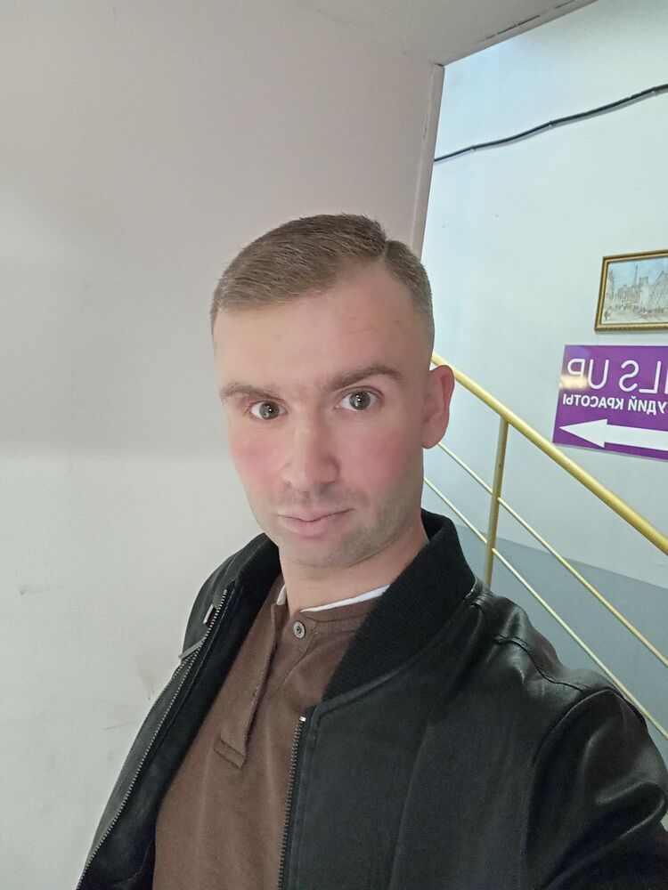  33838347  , 38 ,    