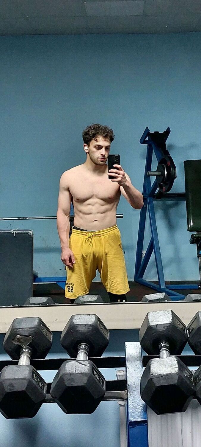  ,   Giorgi, 21 ,   ,   