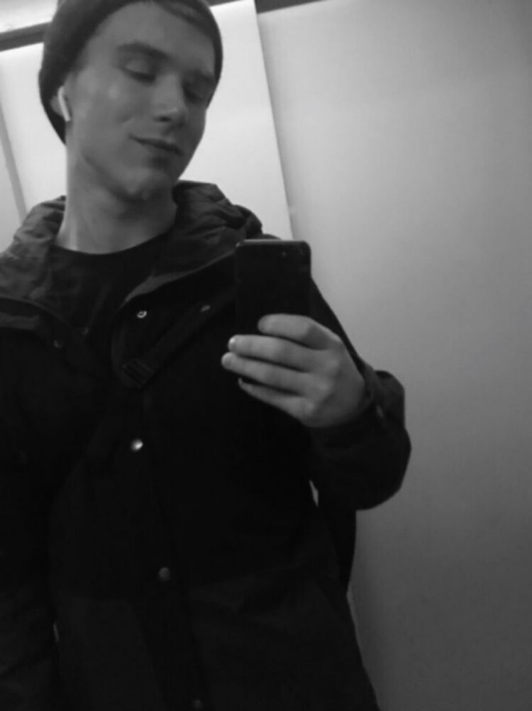  53343217  , 27 ,    