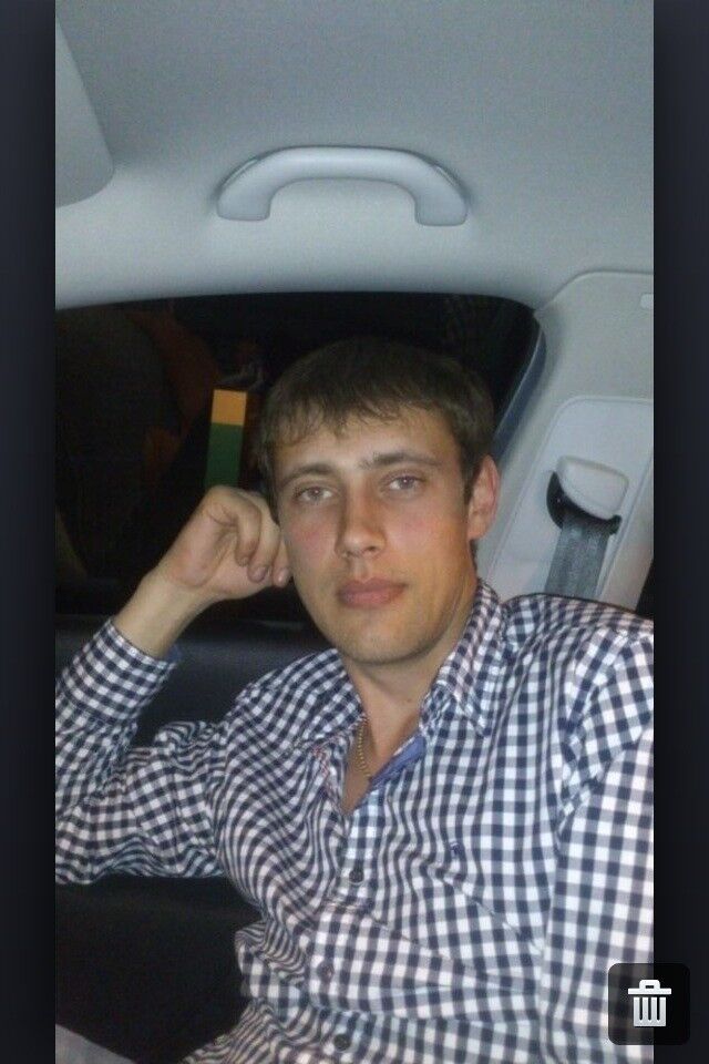 ,   Pavel, 42 ,   