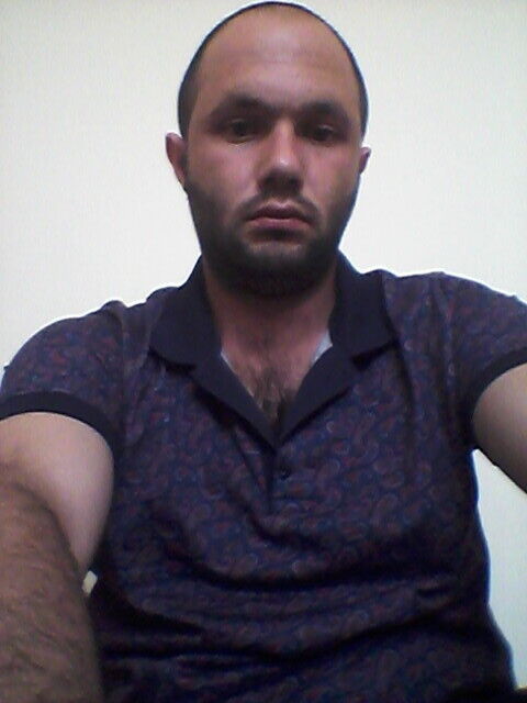  36433487  Koryun, 33 ,    