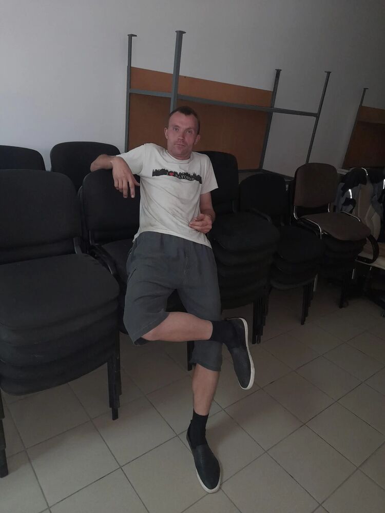  44958687  , 33 ,    