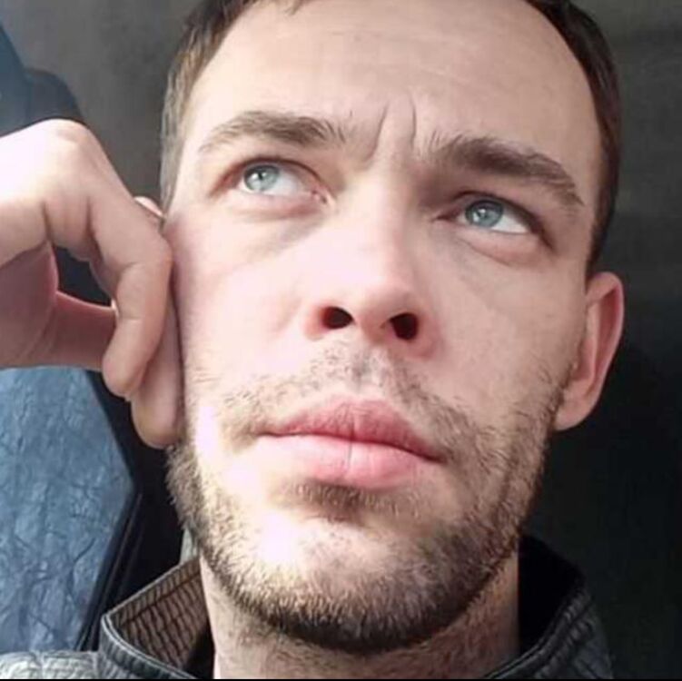  49305867  Daniil, 37 ,     