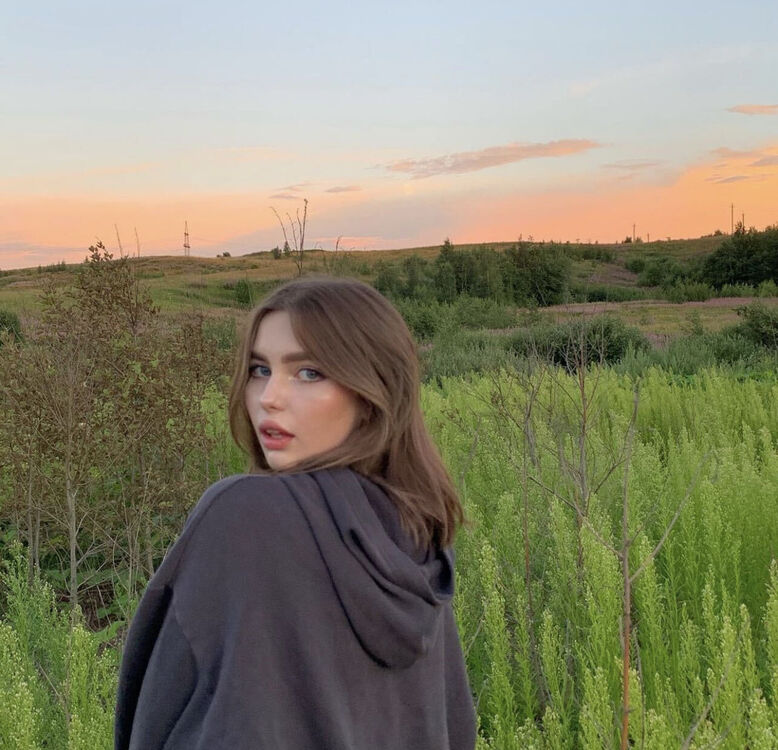  26890567  , 27 ,    -