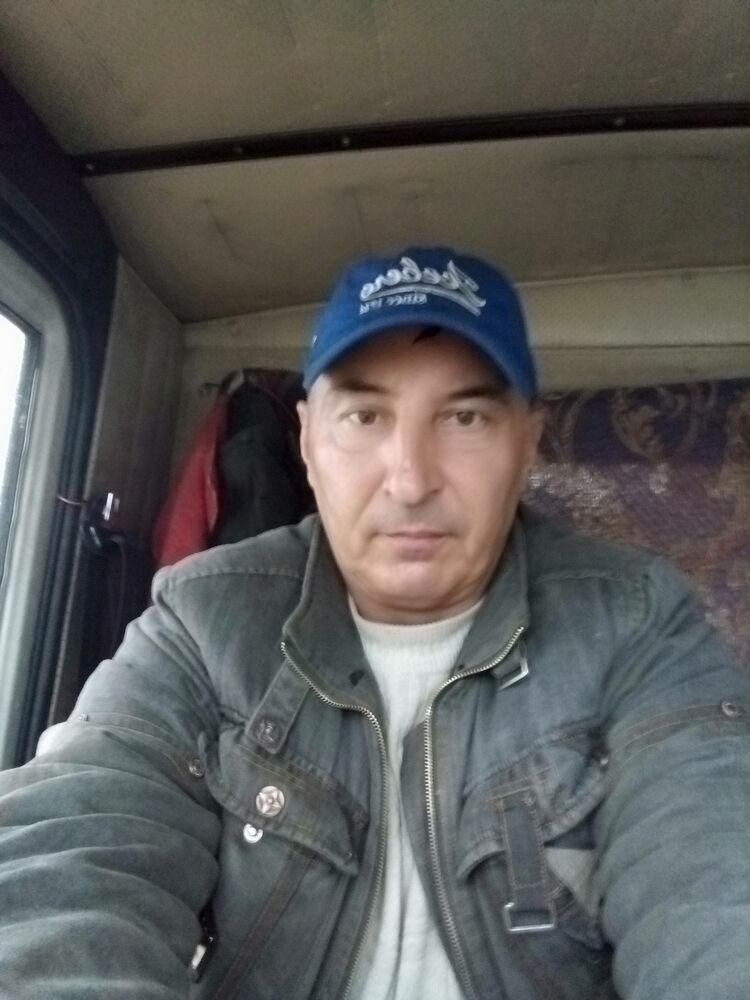  34083977  , 54 ,    