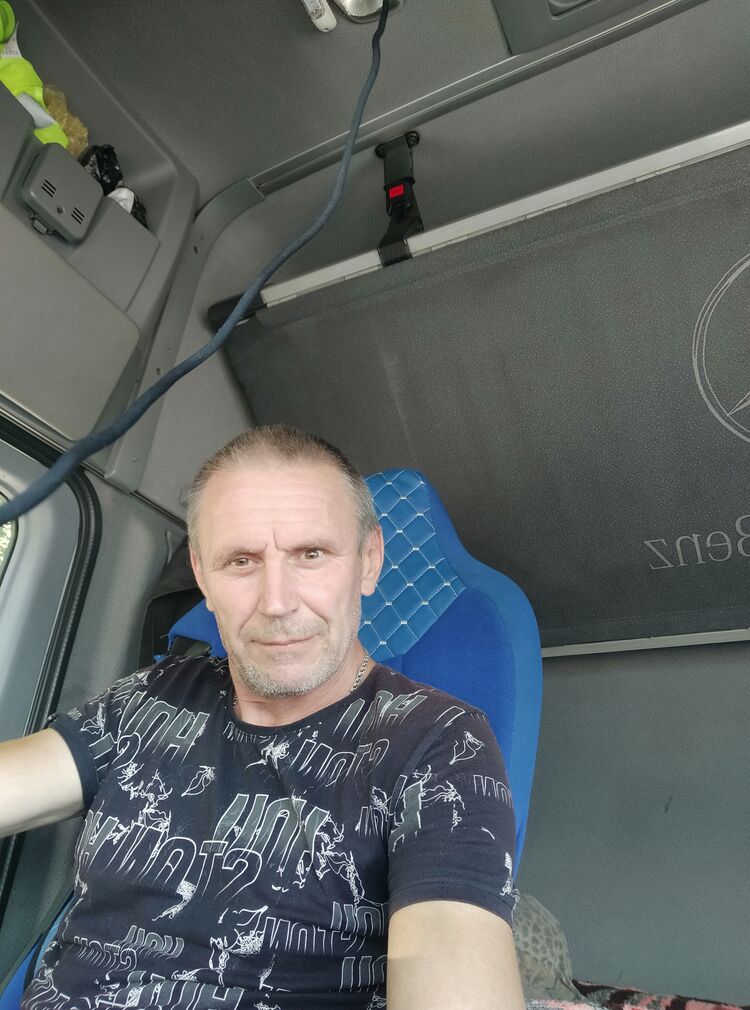  33094747  , 48 ,    