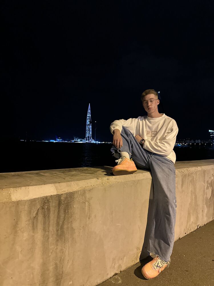 ���������� ������, ���� ����� ˸��, 24 ����, ������������ ��� ������, ����� � ���������