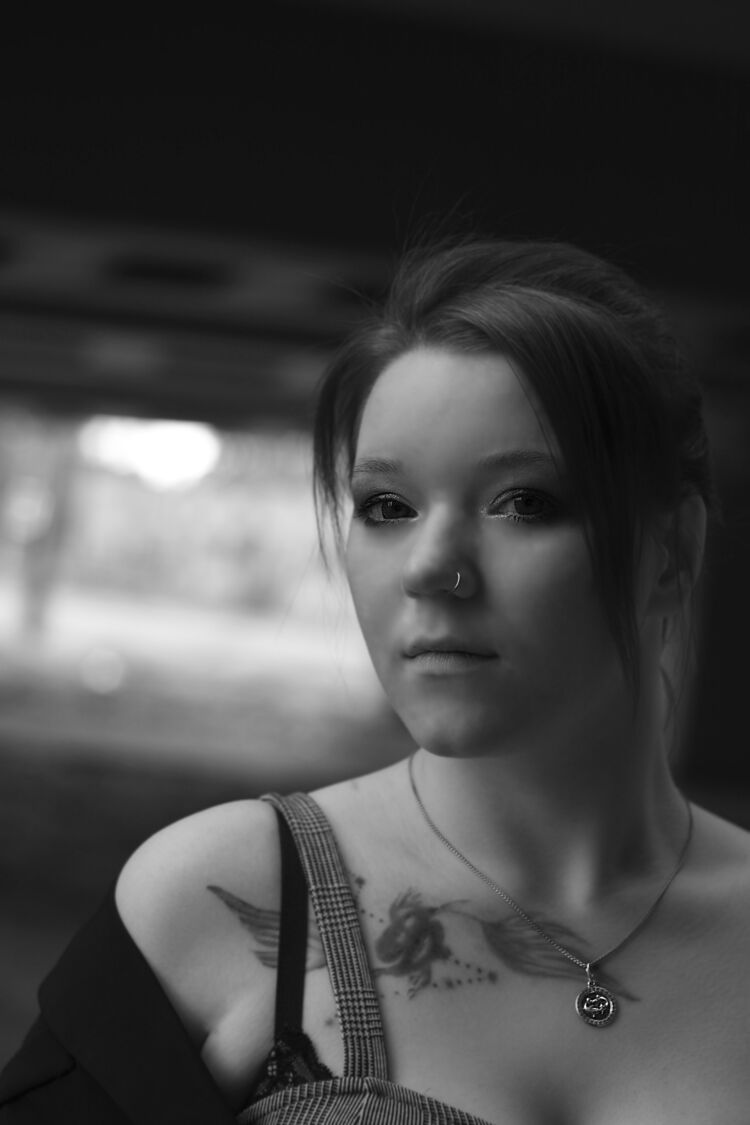 ���� 33084617 ������� ������, 28 ���, ���� ���������� � �����-����������