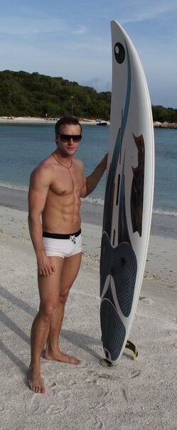 8036847  Luka, 39 ,    