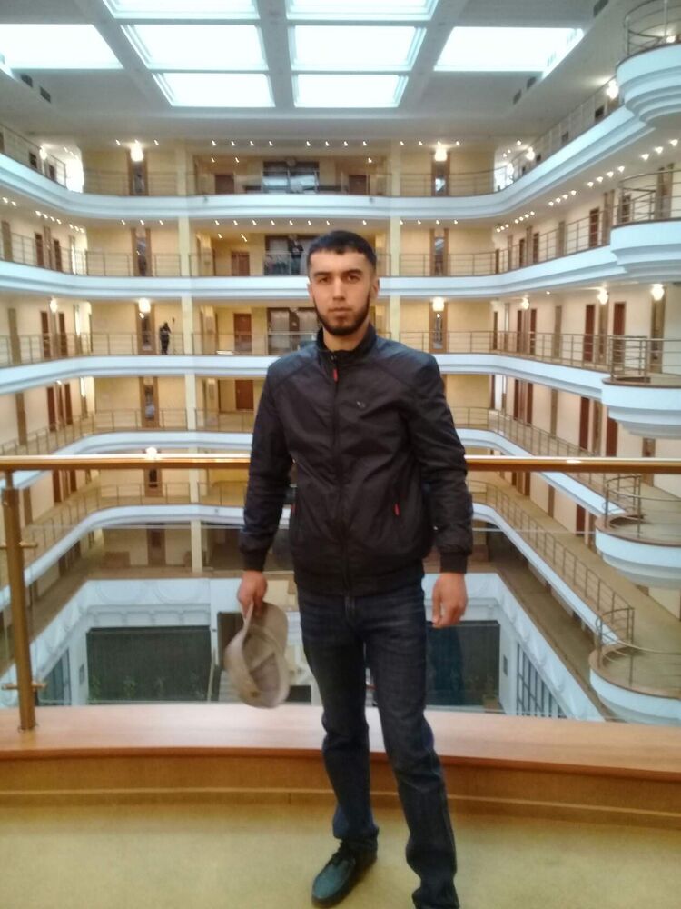  ,   Hayot, 28 ,   ,   