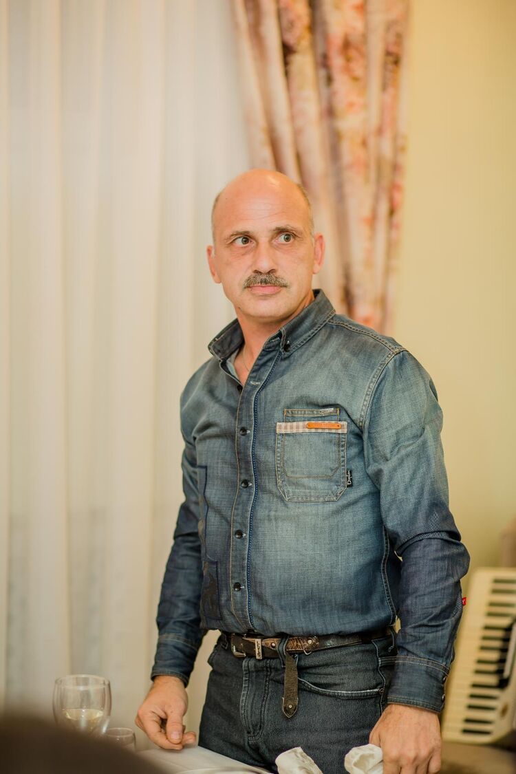  ,   Oleg, 57 ,   ,   