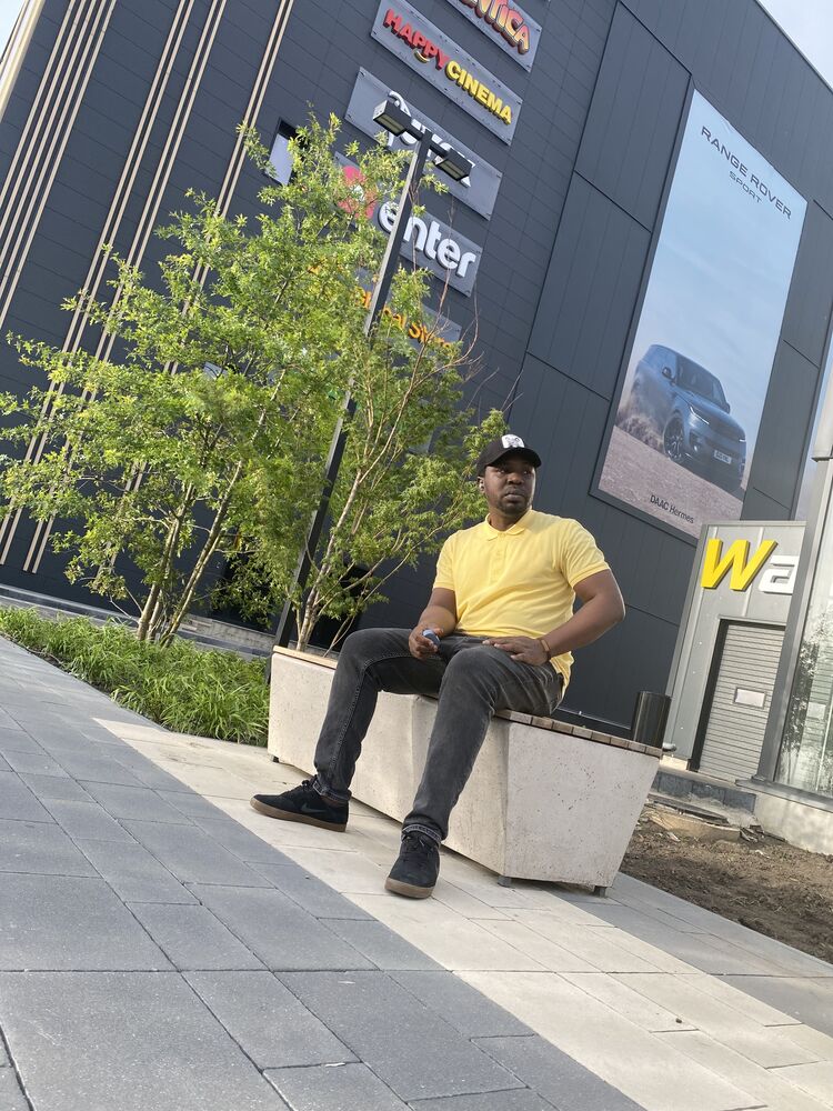  54119117  Johnny, 39 ,    