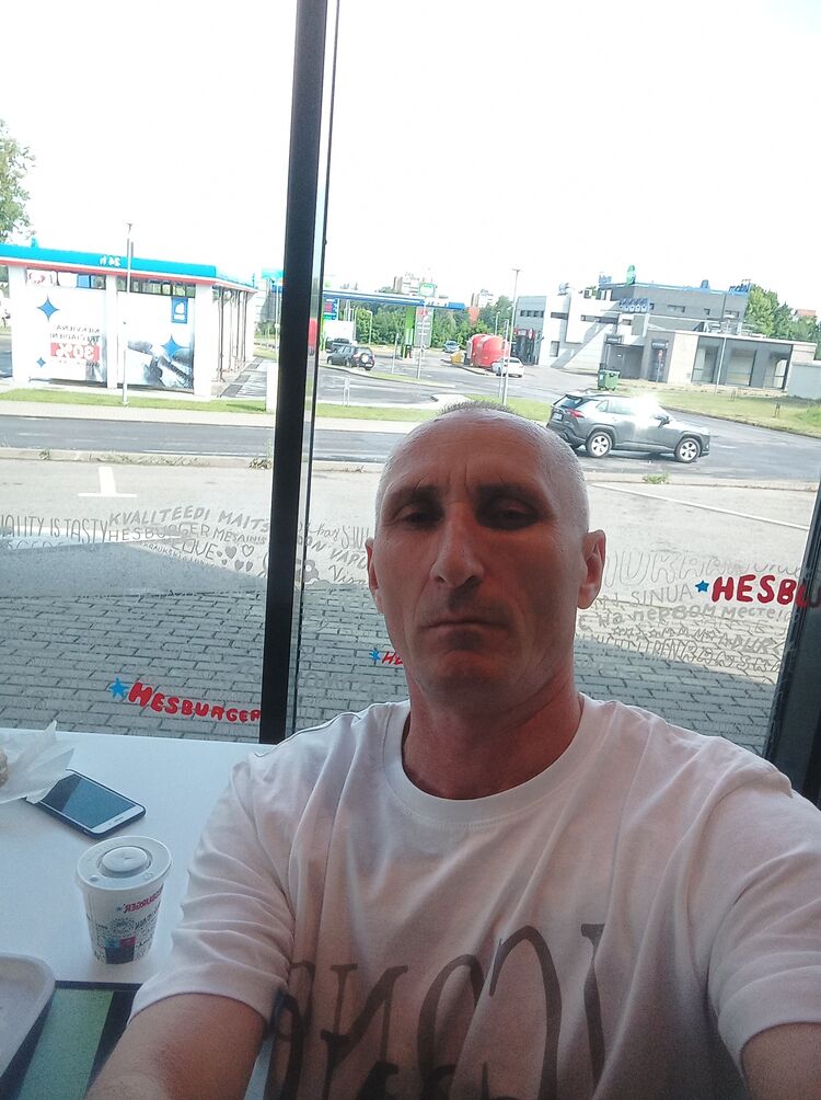  52769257  , 54 ,    