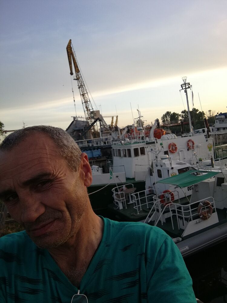  26938427  , 54 ,    