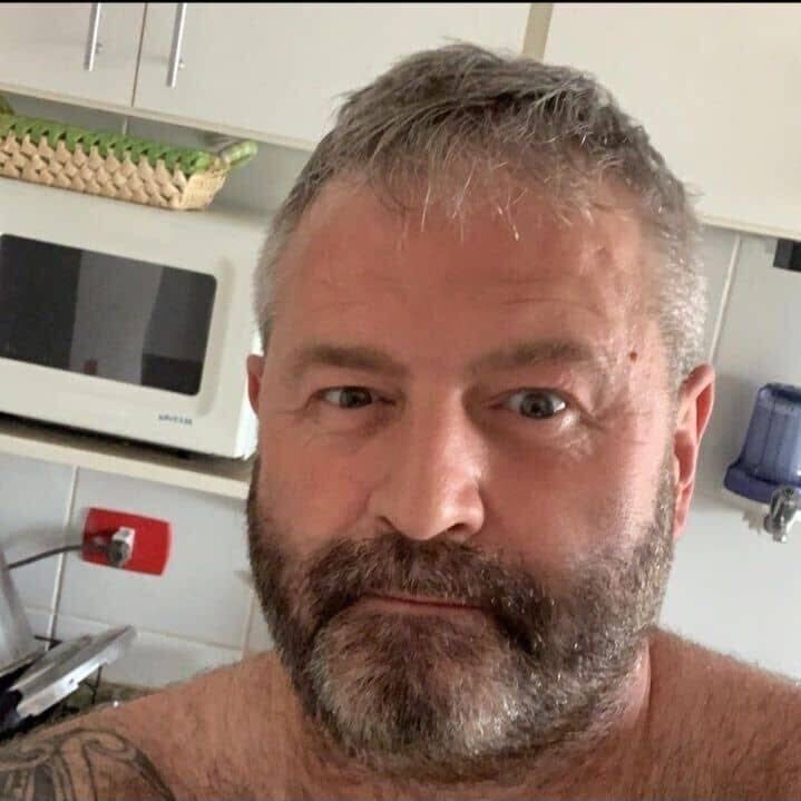  46804377  William, 61 ,    