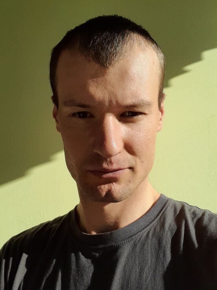  52246637  , 34 ,    