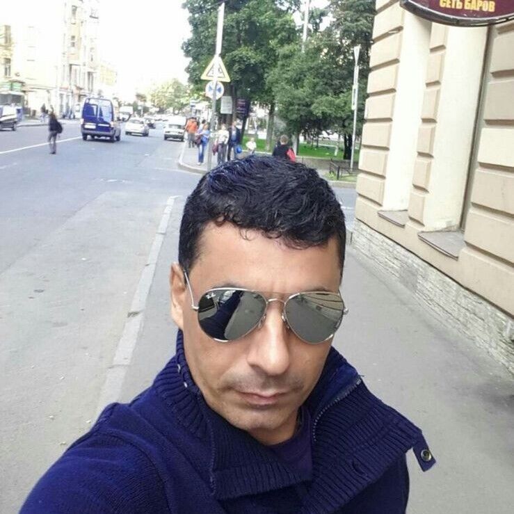  43061807  Sameh, 49 ,    -