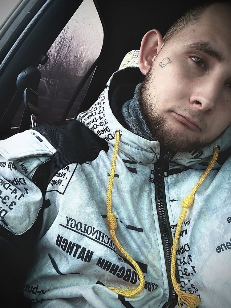  41693617  Vsevolod, 26 ,    