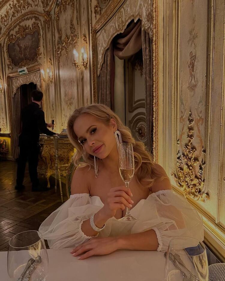 ���� 51877327 ������� ����, 27 ���, ���� ���������� � ������