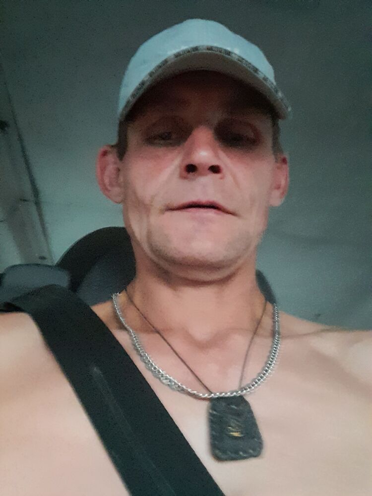 33285907  , 49 ,    