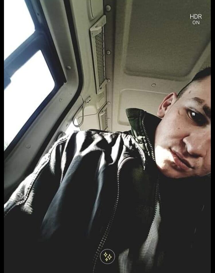  23288977  Andrey, 28 ,    