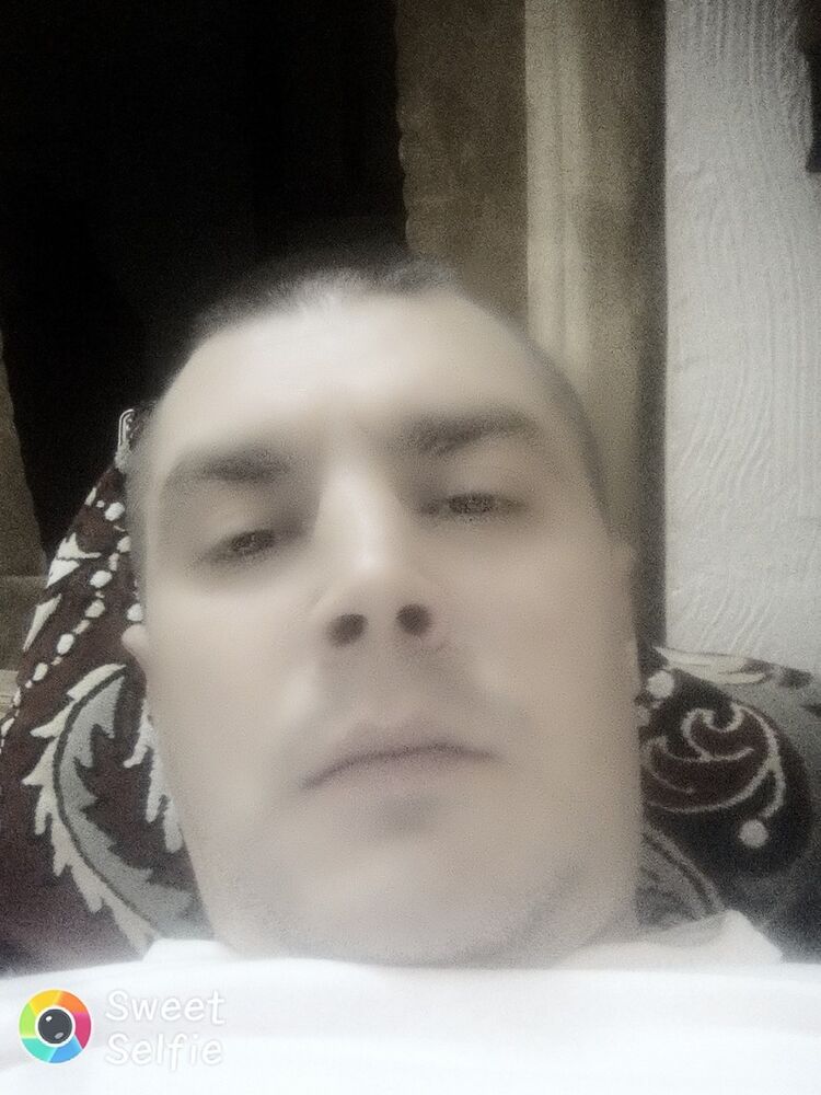 ,   Sasha, 44 ,   