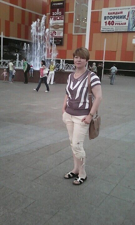  22576477  Maria, 51 ,    