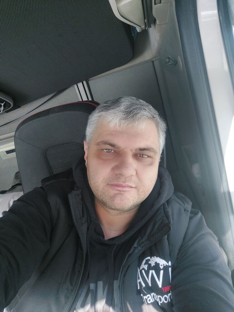  53152557  , 49 ,    Moscow