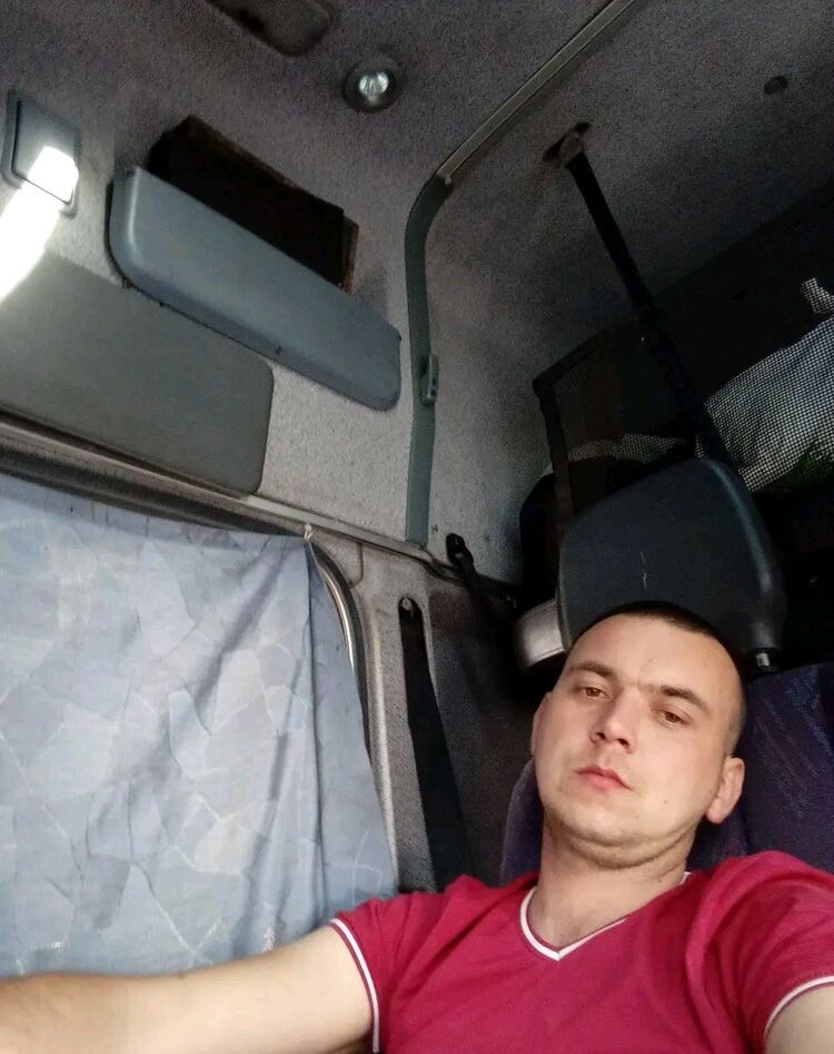  31523937  , 32 ,    
