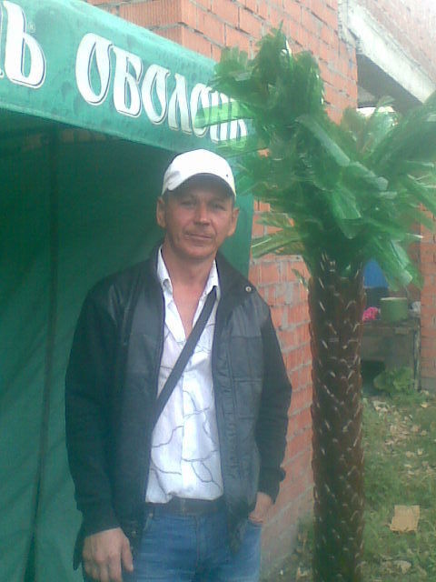  ,   Fred, 51 ,   