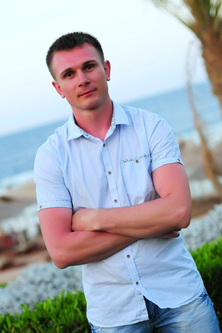  ,   Aleks, 35 ,   ,   