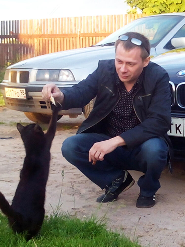  9749407  , 45 ,    -