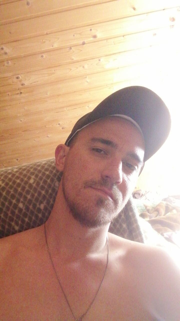  46790347  , 33 ,    