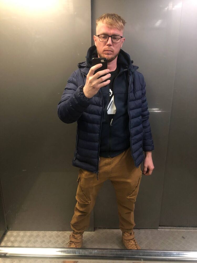  41061277  , 36 ,    