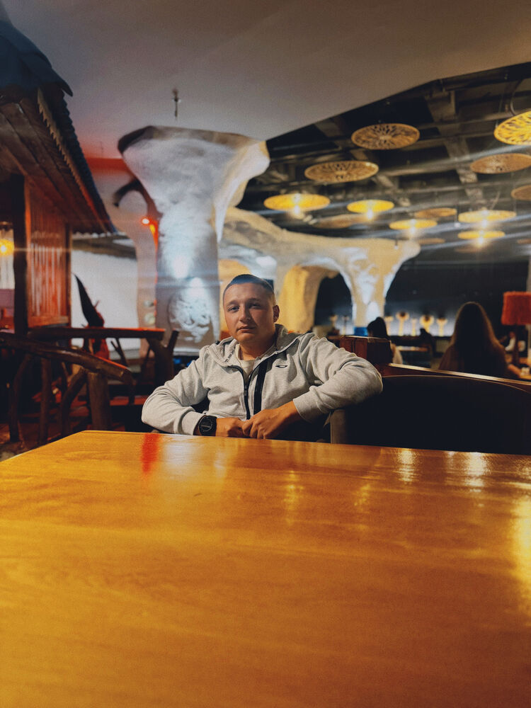  ,   Alexandr, 23 ,   ,   , c 