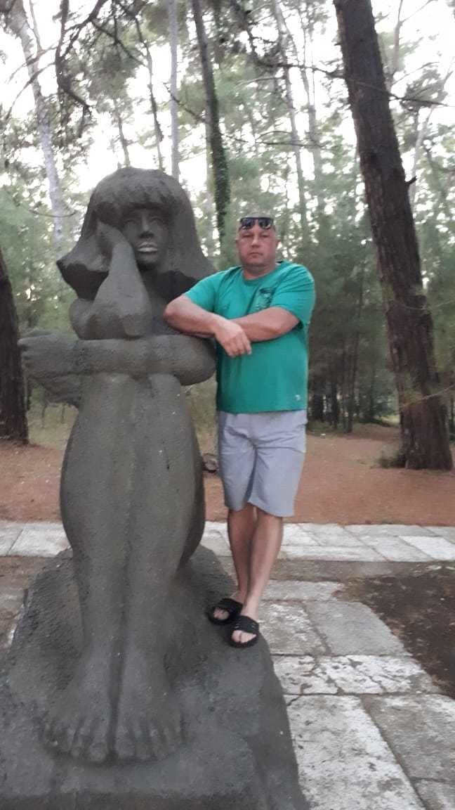  18027307  , 53 ,    --