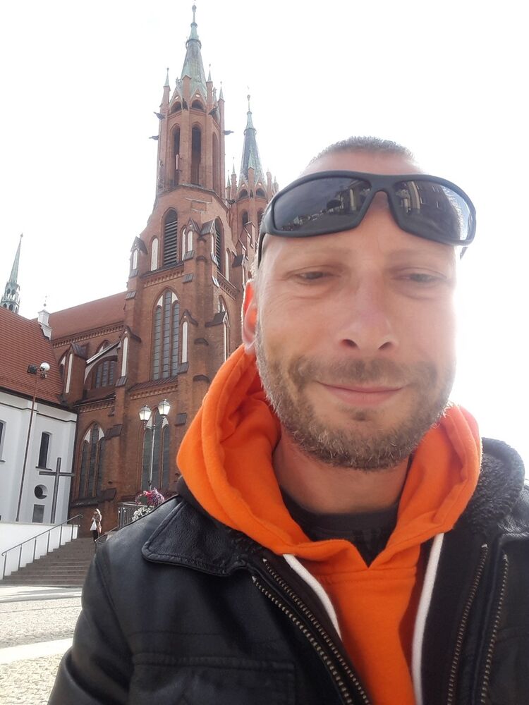  Warszawa,   Tomasz, 40 ,   ,   , c 