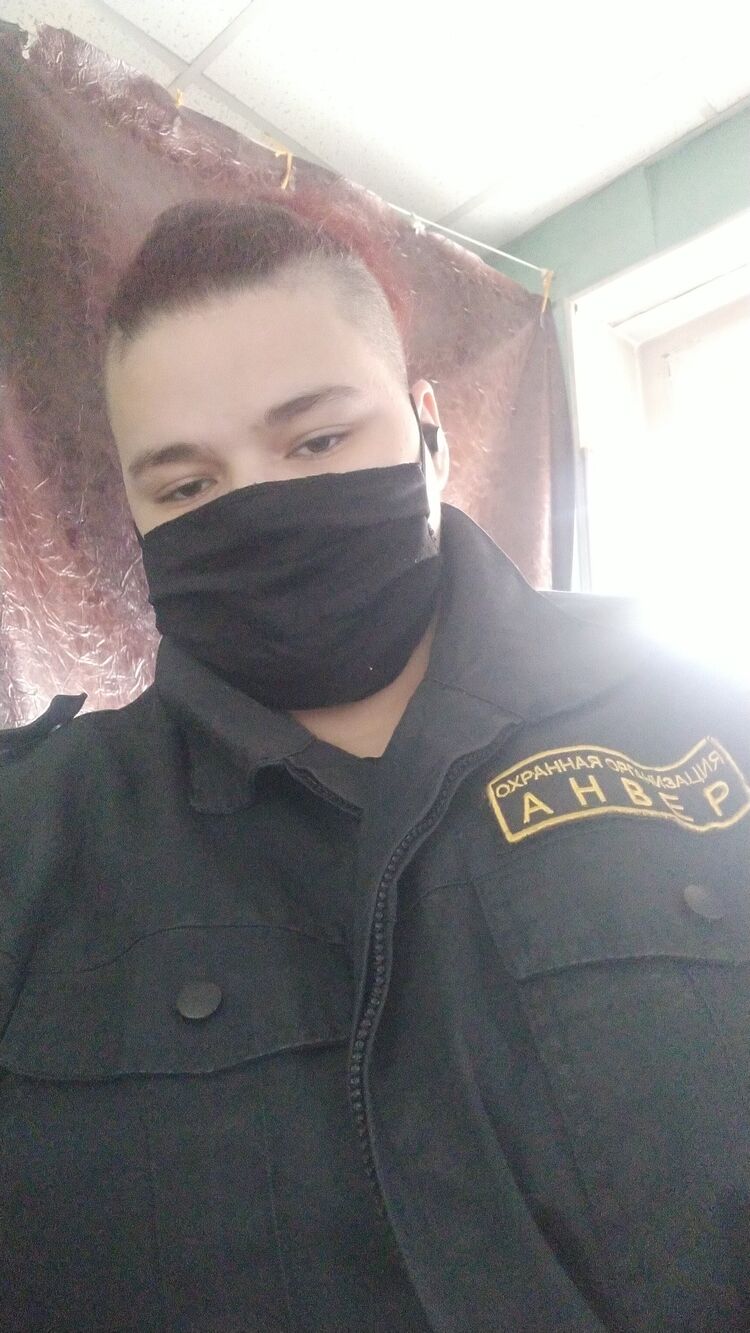  46654007  , 19 ,    -