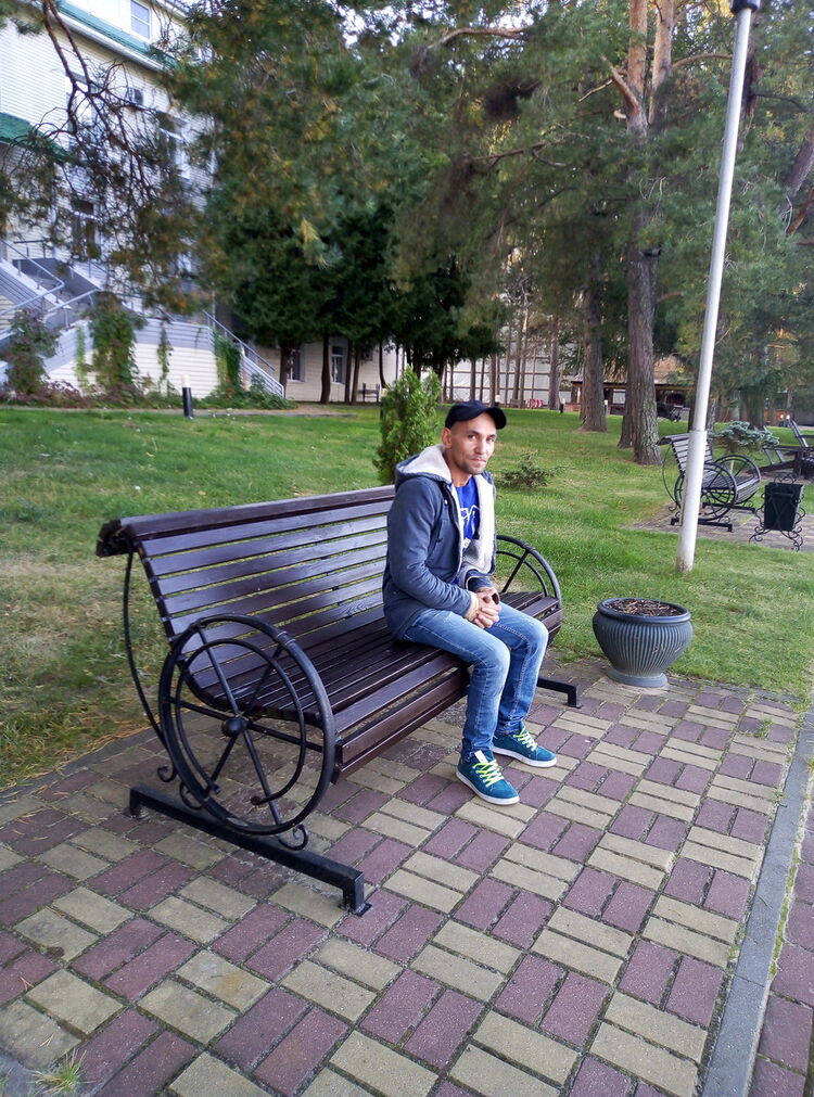   ,   , 37 ,   