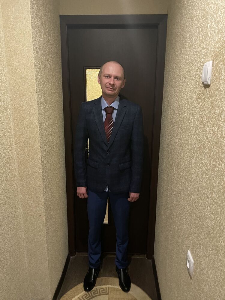  28716567  , 39 ,    