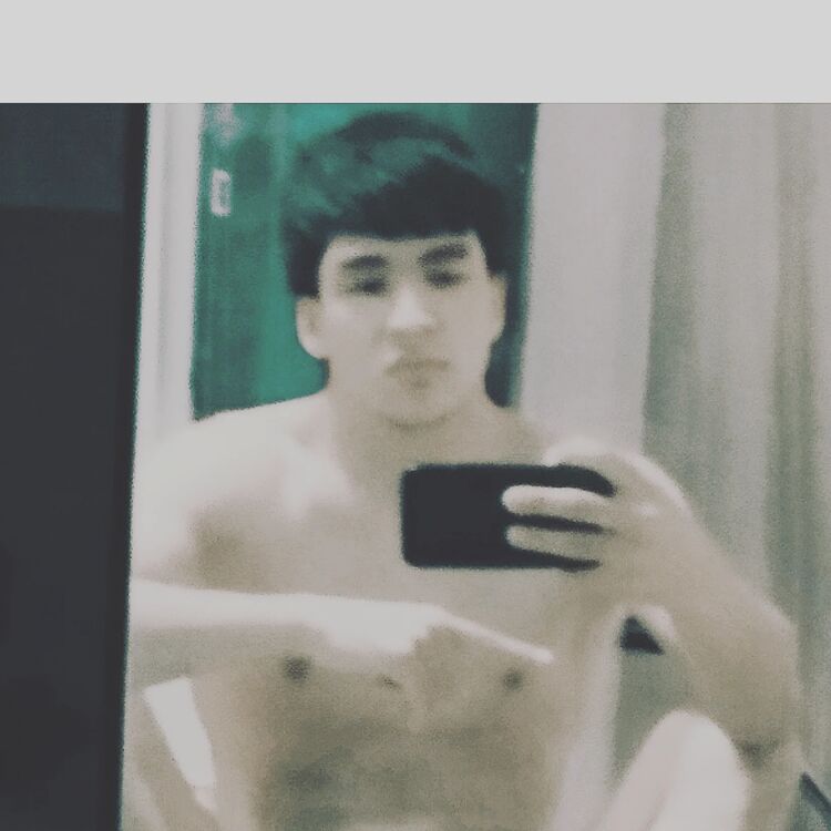  23947617  Aly, 24 ,    
