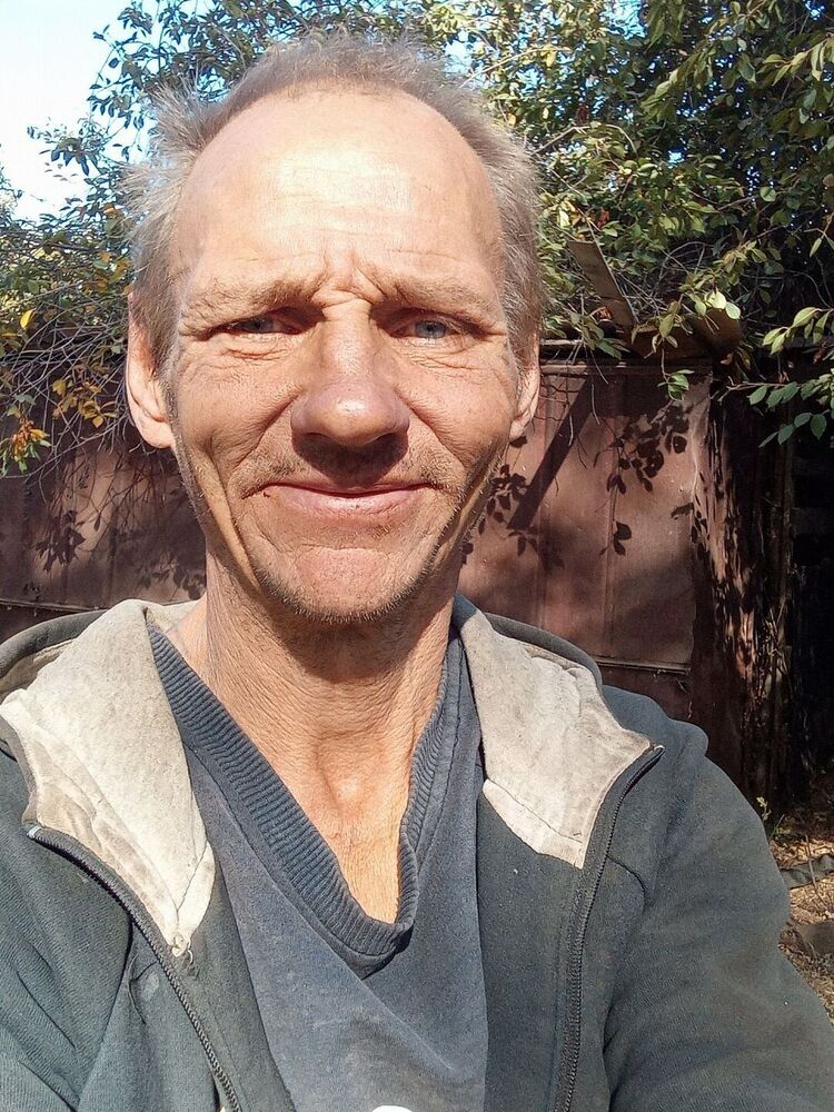  46790097  Aleksei, 54 ,    --