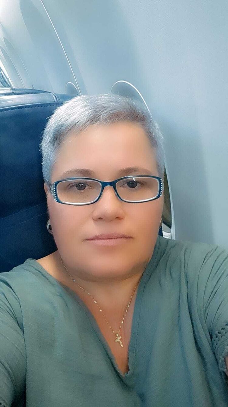  ,   Tatiana, 53 ,   c 