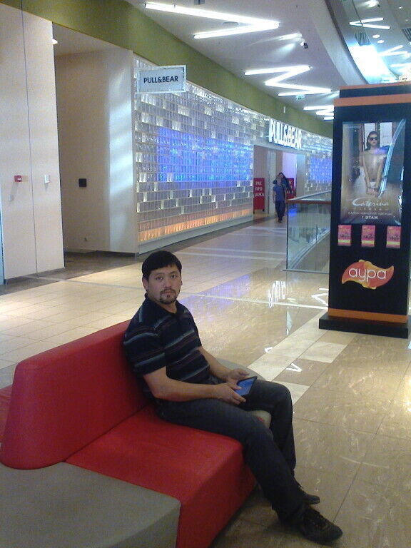  ,   Davronbek, 42 ,   ,   , c 
