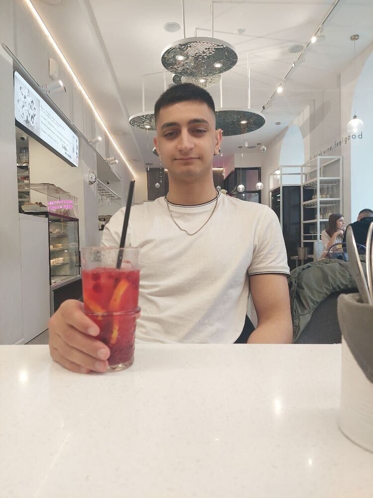 ���� 40737957 ����� �������, 22 ����, ���� ���������� � �����