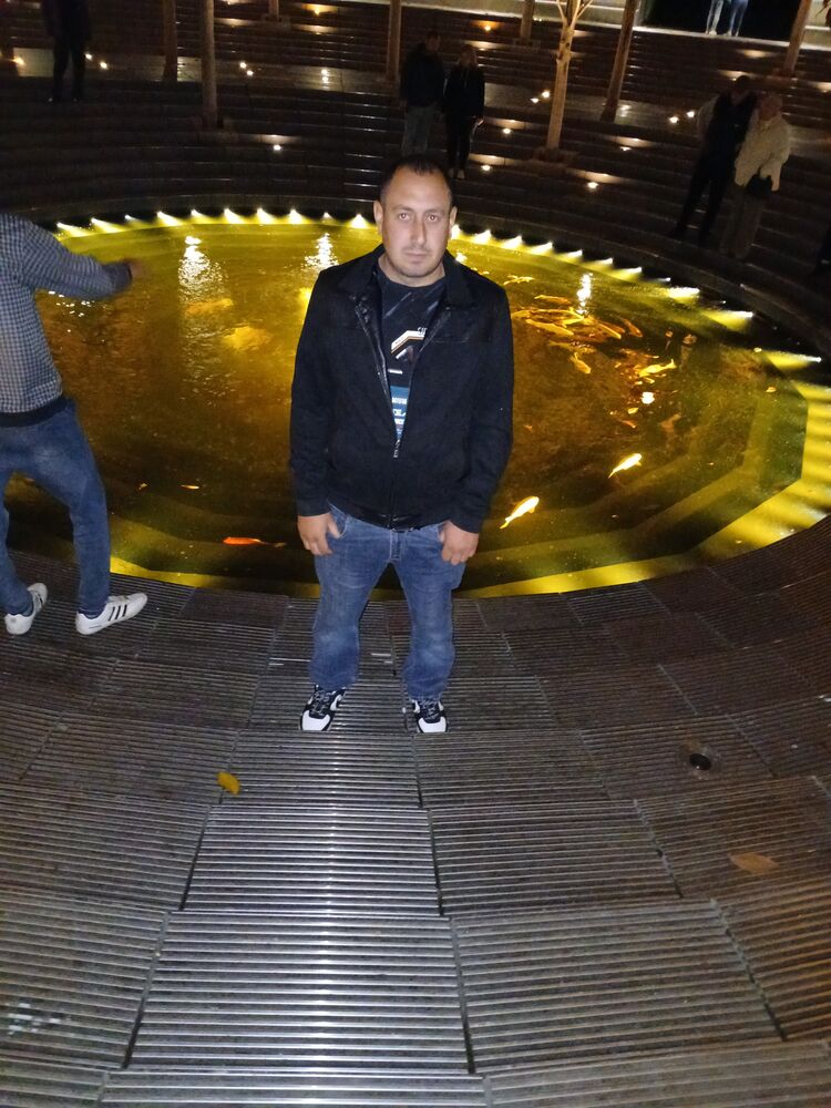  47356527  Narek, 38 ,    