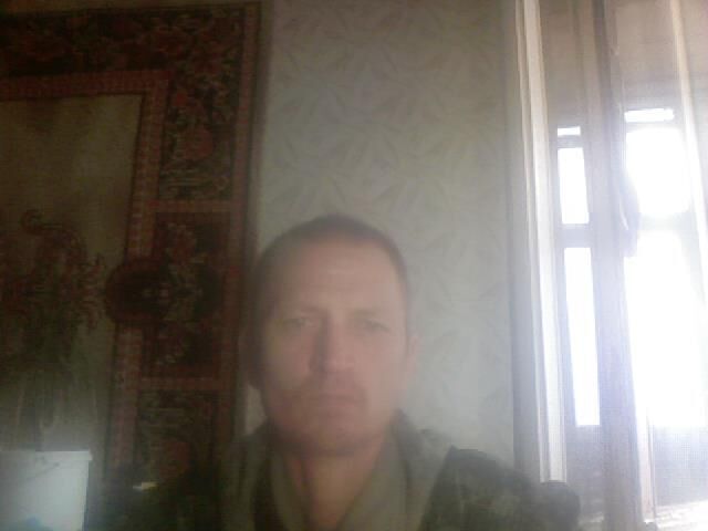  24476107  Aleks, 47 ,    