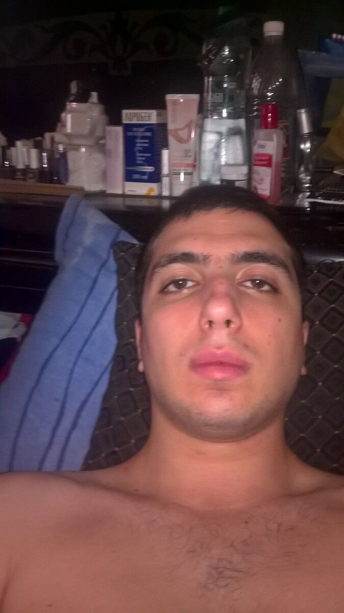  16680547  Avik, 28 ,    